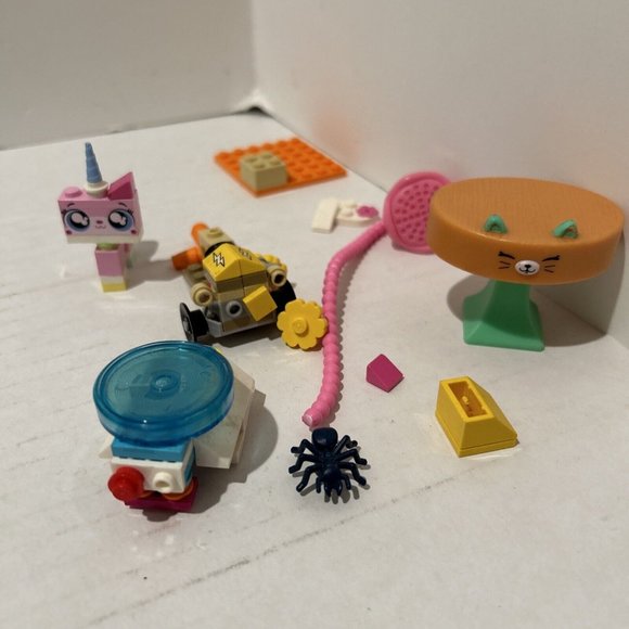 LEGO Dimensions PS3/PS4/WII U Lot of Figures and Pieces (No Game) w/ Extras - Picture 7 of 16